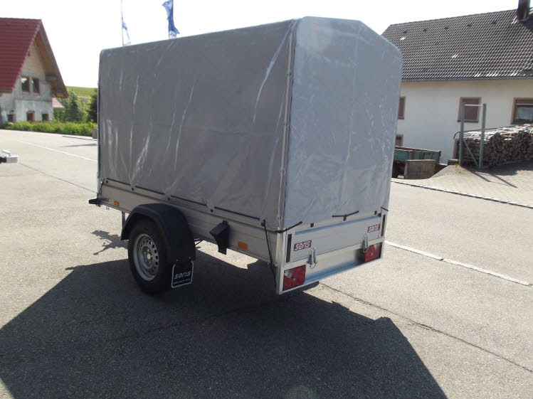 Saris BMG 130 T McAlu Viva mit Plane und Spriegel Anhnger Bhler 002 (5)